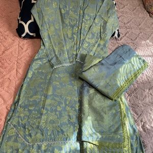 Elegant Green and Blue Floral Dress with Scarf